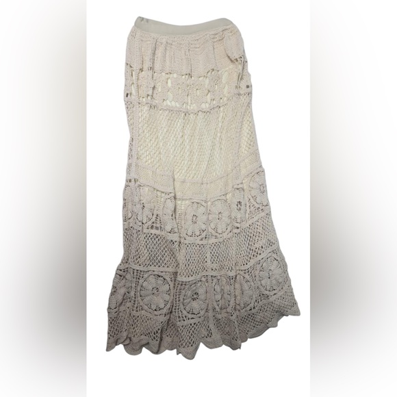 Dresses & Skirts - Boho Crochet Lace Maxi Skirt - Cream